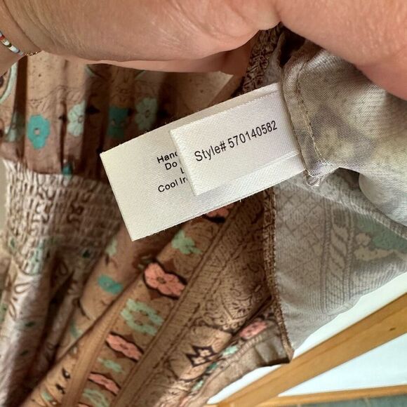 Boston Proper Women’s Intricate Medallion Sleeveless Maxi Dress - Picture 10 of 10